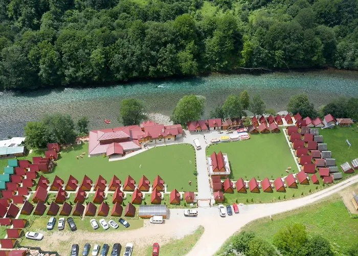 Rafting Center Drina Tara 招待所 *