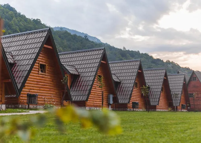 Rafting Center Drina Tara 招待所