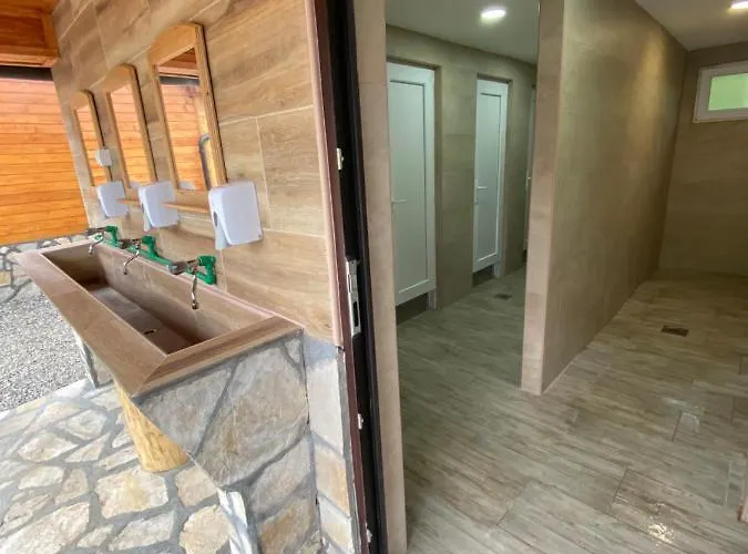 Rafting Center Drina Tara * Bastasi