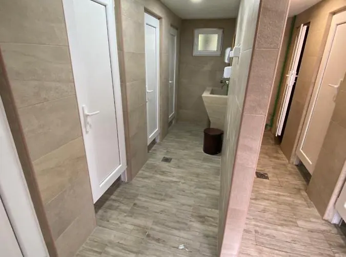 Rafting Center Drina Tara 招待所 Bastasi